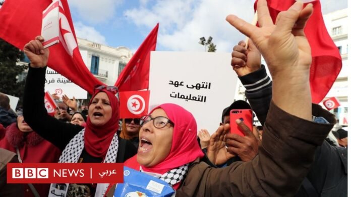 مظاهرات تونس: آلاف التونسيين يحتجون على الرئيس قيس سعيد

