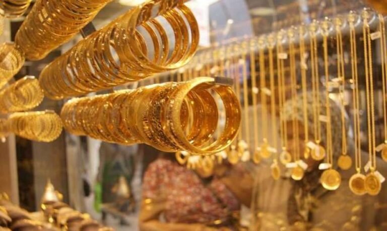 عيار 21 سيبقى عند 1130 جنيها .. محلل يكشف الموعد الرسمي لانخفاض أسعار الذهب بالنصف

