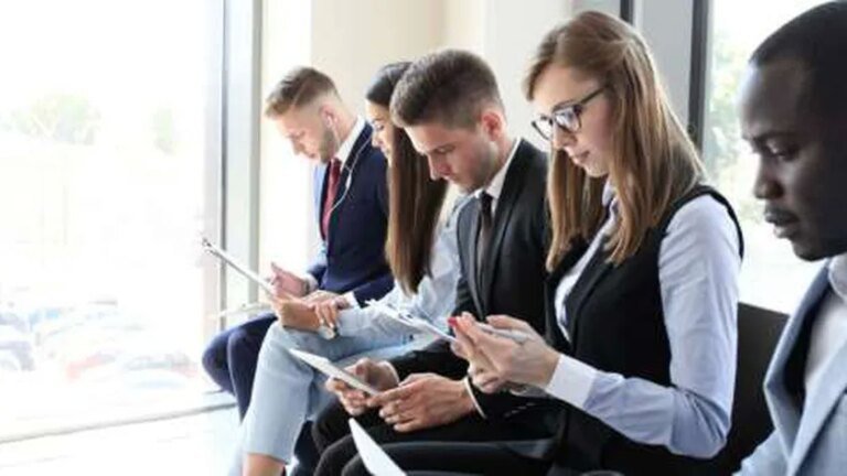 وظائف حكومية في الوزارات والمحافظات ينتهي موعد التقديم عليها اليوم .. تعرف على التفاصيل - أي خدمة

