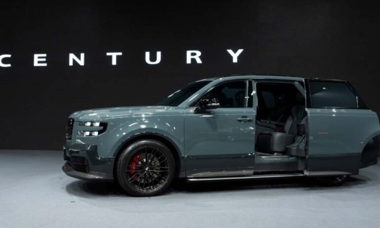 افخم سيارات تويوتا 2024