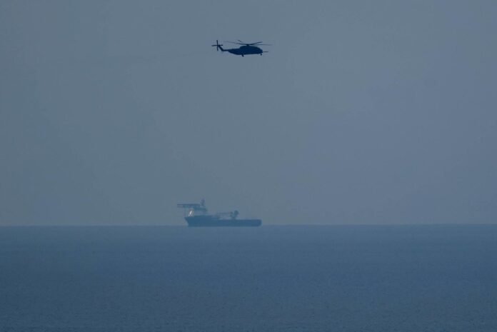 إيران تهدد بإغلاق البحر الأبيض المتوسط ​​ومضيق جبل طارق

