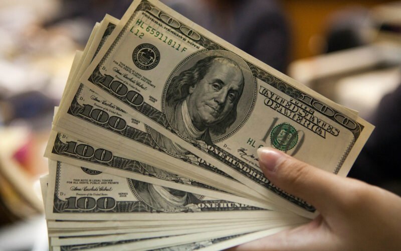 سعر الدولار مقابل الجنيه المصري