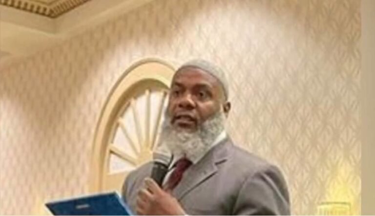 قُتل إمام أمريكي بالرصاص خارج مسجده في نيوجيرسي

