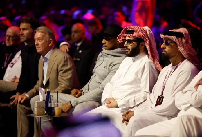 مصادر: السعودية تدخل مساراً رياضياً جديداً.. وهذه «تفاصيل» الخطة

