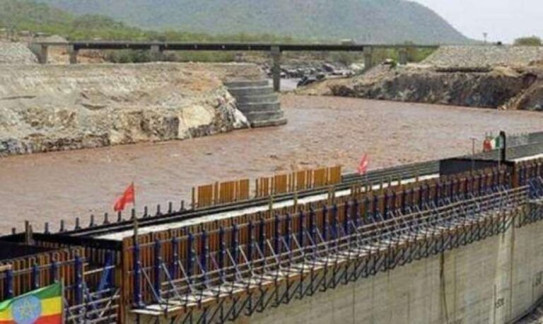 تجفيف نهر النيل صناعيا.. خبير يكشف خطة إثيوبيا الكارثية لمصر متسلحة بـ«سد النهضة»

