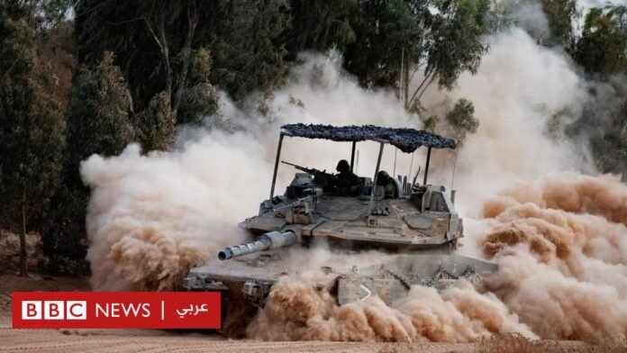 حرب غزة: فريق التفاوض الإسرائيلي ينتقد نتنياهو قبل مغادرته إلى الدوحة، والجيش الإسرائيلي ينسحب من أحياء وسط غزة

