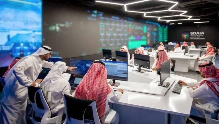 لماذا لم تتأثر الأنظمة الحكومية السعودية بالعيد العالمي؟

