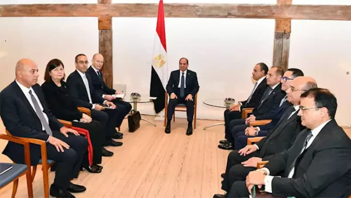 حدث في 8 ساعات السيسي يشارك في منتدى الأعمال بالدنمارك..


