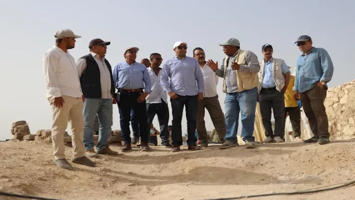 علم الآثار: اكتشاف 3 مقابر من عصر الدولة الحديثة في علم الآثار: اكتشاف 3 مقابر من عصر الدولة الحديثة في الكمور