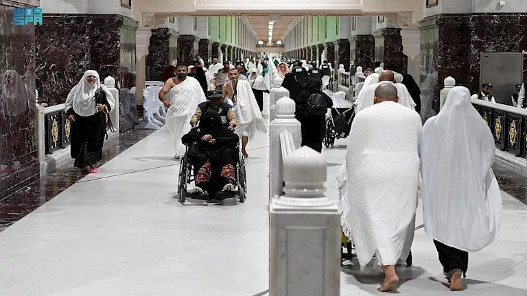 النقل والمسافات المسموح بها .. كل ما تريد معرفته عن ضوابط السكن العمرة

