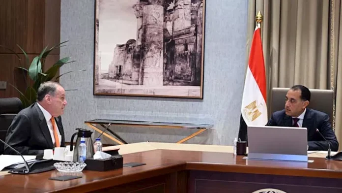 مدبولي يبحث الشراكة مع بلومبرج جرين مدبولي يبحث الشراكة مع بلومبرج جرين