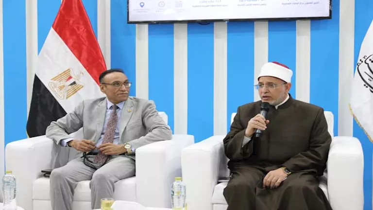 مفتي الجمهورية من معرض الكتاب: استكمال اللائحة التنفيذية للقانون العشر

