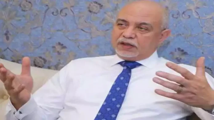 نائب يطالب بتغيير التاريخ المكتوب على شعار مجلس الشيوخ

