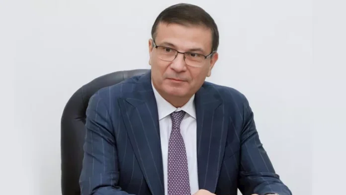 فاروق يوجه بإحكام السيطرة على المنطقة الزراعية وتكثيف الدعم الفني فاروق يوجه بإحكام السيطرة على المنطقة الزراعية وتكثيف الدعم الفني للمزار