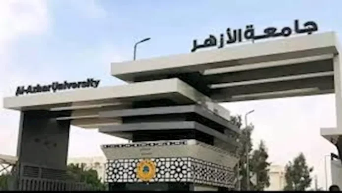 طلاب الإعلام بالأزهر يناقشون تأثير الضغوط المجتمعية على حرية الاختيار

