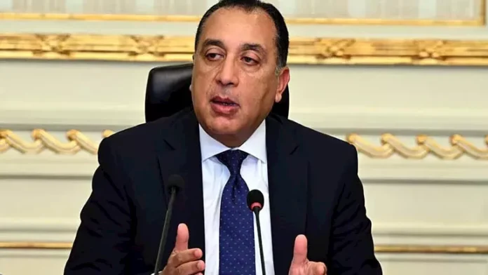 مدبولي يتابع إجراءات ترشيد الاستهلاك بوزارة الإسكان

