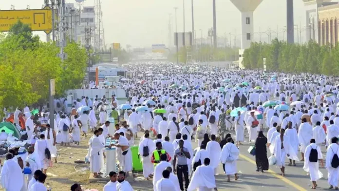 السياحة تعلن انتهاء إجراءات نقل الحجاج إلى عرفات

