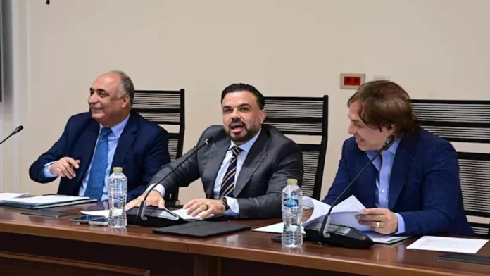 "شباب النواب" يطالب مسؤولي استاد القاهرة بوضع خطة متكاملة لتعظيم العائد

