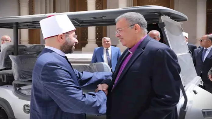 وزير الأوقاف لوفد الطائفة الإنجيلية: وحدة مصر رسالة طمأنينة وأمان

