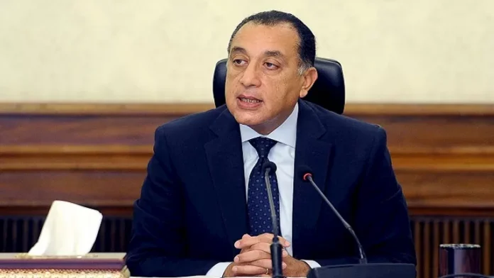 مدبولي يستعرض جهود تطوير منظومة الإسعاف المصرية مدبولي يستعرض جهود تطوير منظومة الإسعاف المصرية