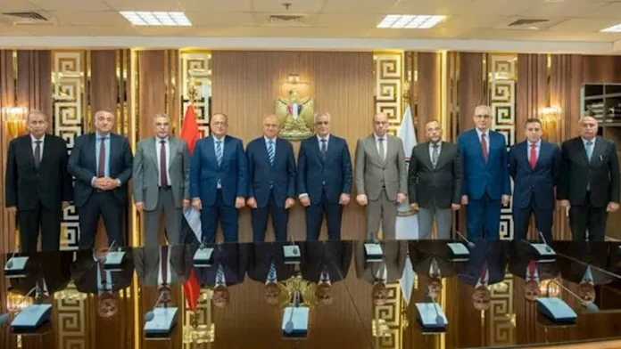 جنبلاط: تقديم برامج وورش تدريبية لتلبية احتياجات القطاع الخاص جنبلاط: تقديم برامج وورش تدريبية لتلبية احتياجات القطاع الخاص